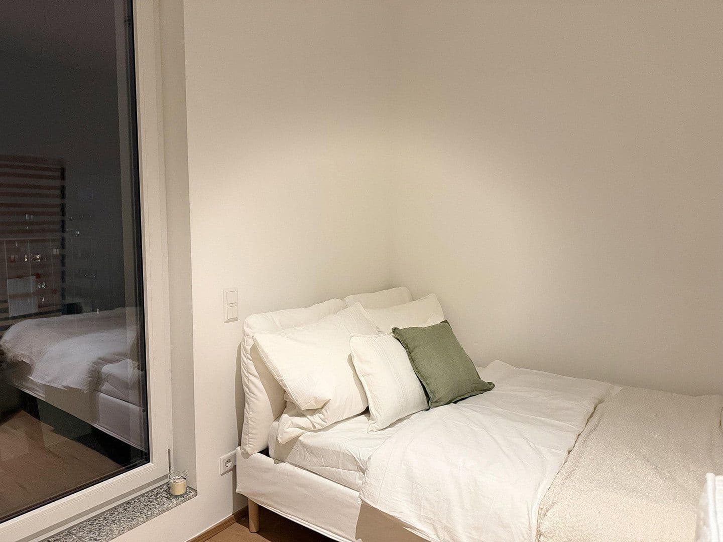 Pronájem bytu 2+1 45 m², Berlin, Berlín Pronájem bytu 2+1 45 m², Berlin, Berlín