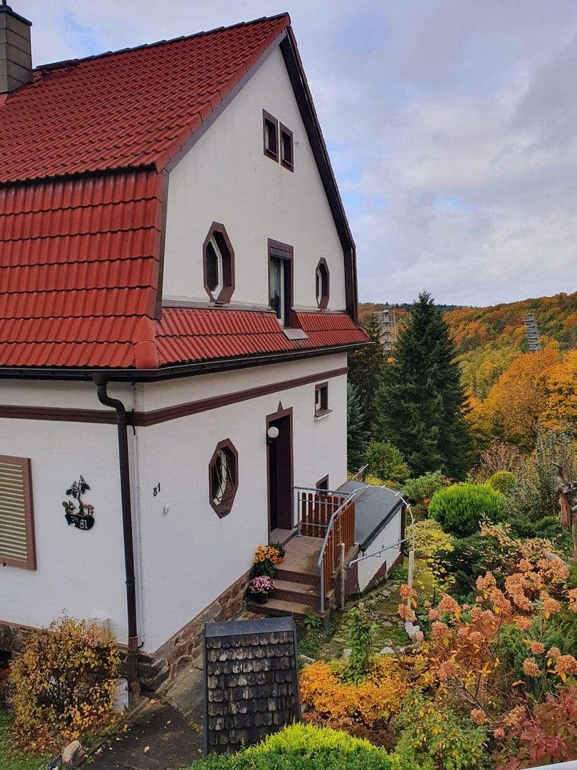 Prodej domu 103 m², pozemek 950 m², Aue-Bad Schlema, Sasko Prodej domu 103 m², pozemek 950 m², Aue-Bad Schlema, Sasko
