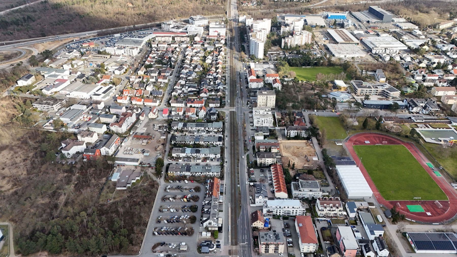 Pronájem nebytového prostoru 210 m², Wilhelm-Leuschner-Straße 160a, Griesheim, Hessen Pronájem nebytového prostoru 210 m², Wilhelm-Leuschner-Straße 160a, Griesheim, Hessen