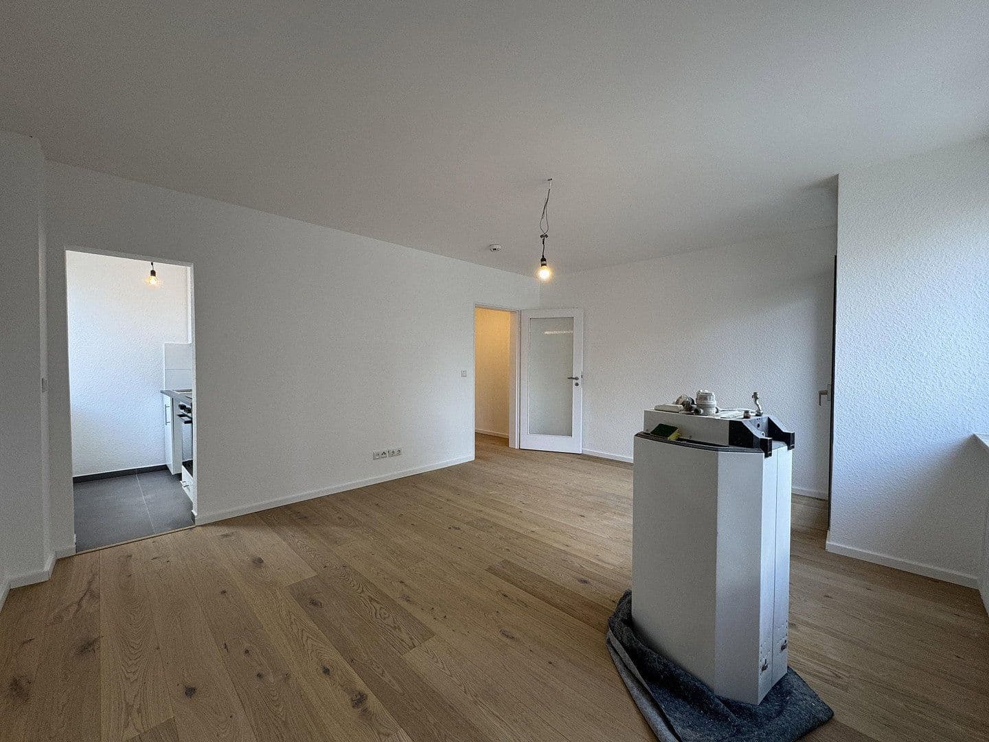 Pronájem bytu 1+1 33 m², Zeil 39, Frankfurt am Main, Hessen Pronájem bytu 1+1 33 m², Zeil 39, Frankfurt am Main, Hessen