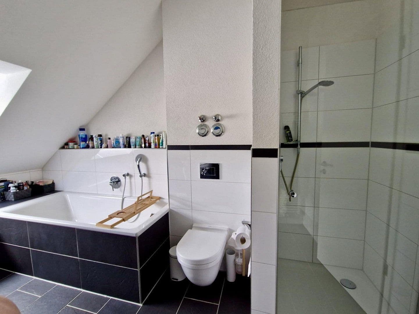 Prodej bytu 4+kk 106 m², Bertha-von-Suttner-Allee, Lahr/Schwarzwald, Bádensko-Württembersko Prodej bytu 4+kk 106 m², Bertha-von-Suttner-Allee, Lahr/Schwarzwald, Bádensko-Württembersko