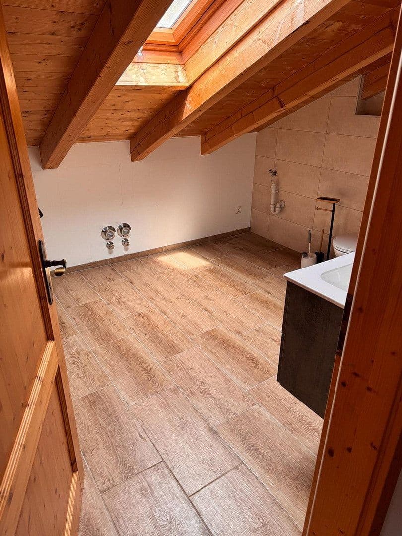 Prodej domu 330 m², pozemek 1.364 m², Berchtesgadener Straße 10, Schneizlreuth OT Weißbach a.d. Alpenstraße, Bavorsko Prodej domu 330 m², pozemek 1.364 m², Berchtesgadener Straße 10, Schneizlreuth OT Weißbach a.d. Alpenstraße, Bavorsko