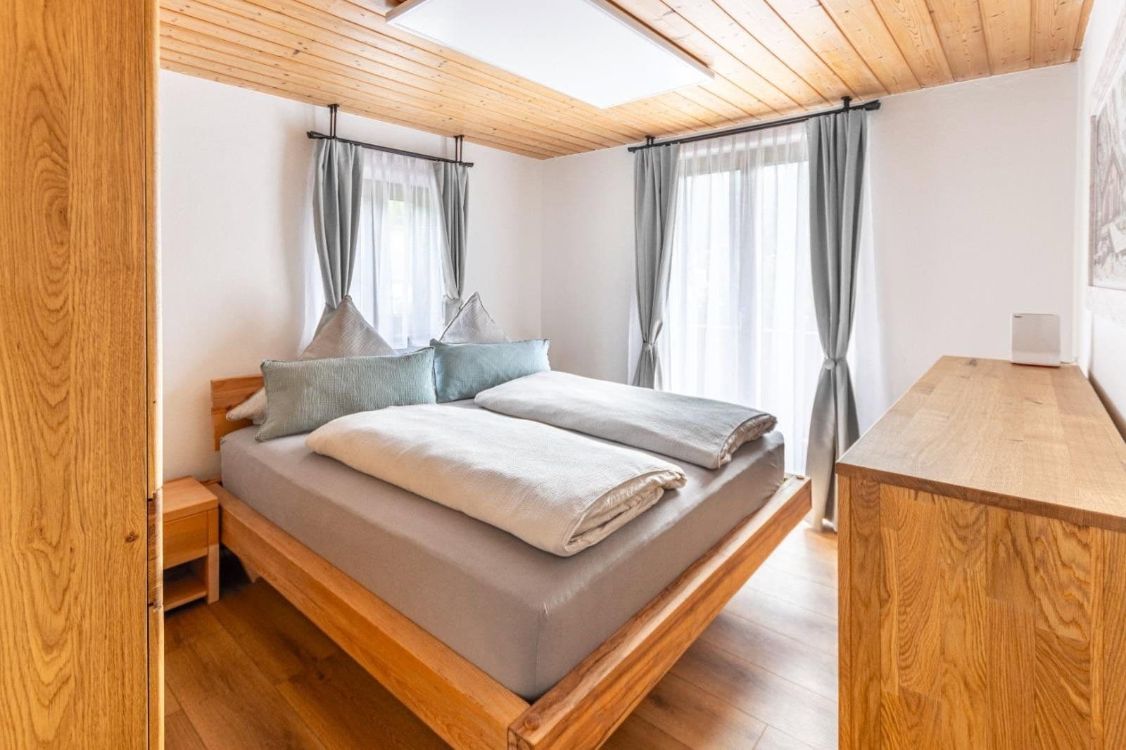 Prodej domu 330 m², pozemek 1.364 m², Berchtesgadener Straße 10, Schneizlreuth OT Weißbach a.d. Alpenstraße, Bavorsko Prodej domu 330 m², pozemek 1.364 m², Berchtesgadener Straße 10, Schneizlreuth OT Weißbach a.d. Alpenstraße, Bavorsko