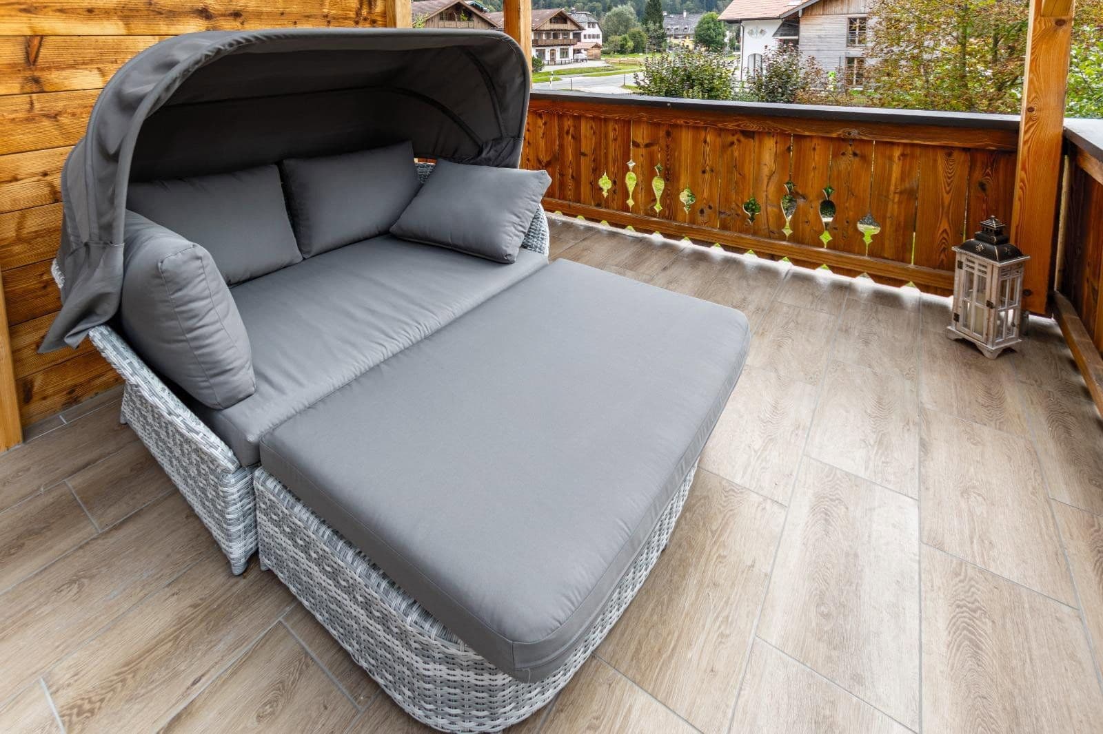 Prodej domu 330 m², pozemek 1.364 m², Berchtesgadener Straße 10, Schneizlreuth OT Weißbach a.d. Alpenstraße, Bavorsko Prodej domu 330 m², pozemek 1.364 m², Berchtesgadener Straße 10, Schneizlreuth OT Weißbach a.d. Alpenstraße, Bavorsko