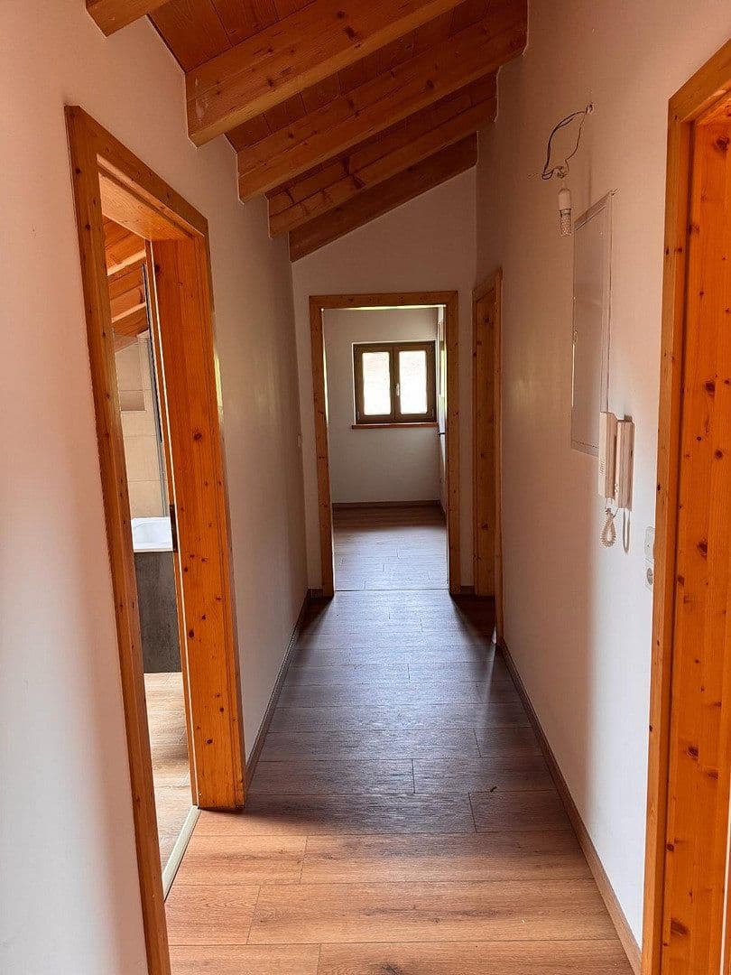 Prodej domu 330 m², pozemek 1.364 m², Berchtesgadener Straße 10, Schneizlreuth OT Weißbach a.d. Alpenstraße, Bavorsko Prodej domu 330 m², pozemek 1.364 m², Berchtesgadener Straße 10, Schneizlreuth OT Weißbach a.d. Alpenstraße, Bavorsko
