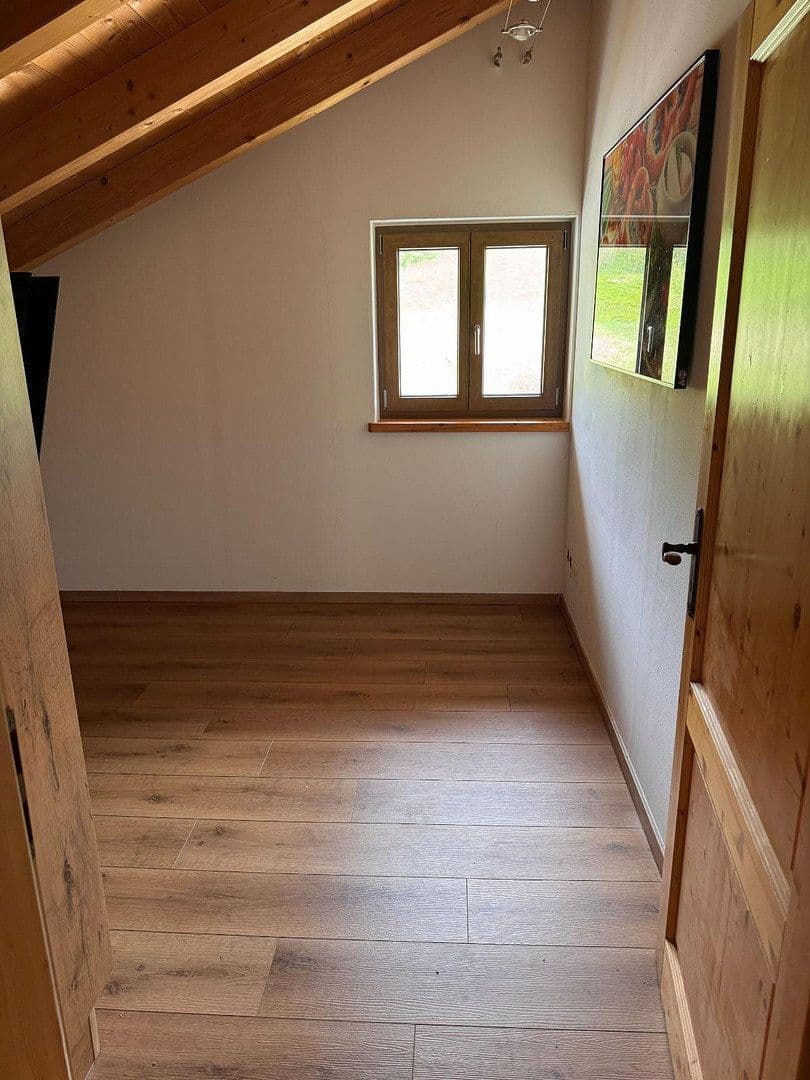 Prodej domu 330 m², pozemek 1.364 m², Berchtesgadener Straße 10, Schneizlreuth OT Weißbach a.d. Alpenstraße, Bavorsko Prodej domu 330 m², pozemek 1.364 m², Berchtesgadener Straße 10, Schneizlreuth OT Weißbach a.d. Alpenstraße, Bavorsko