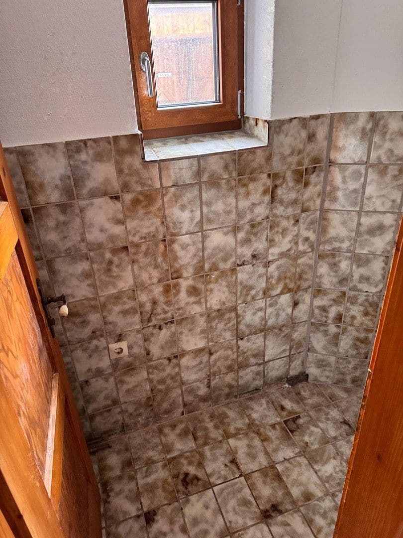 Prodej domu 330 m², pozemek 1.364 m², Berchtesgadener Straße 10, Schneizlreuth OT Weißbach a.d. Alpenstraße, Bavorsko Prodej domu 330 m², pozemek 1.364 m², Berchtesgadener Straße 10, Schneizlreuth OT Weißbach a.d. Alpenstraße, Bavorsko