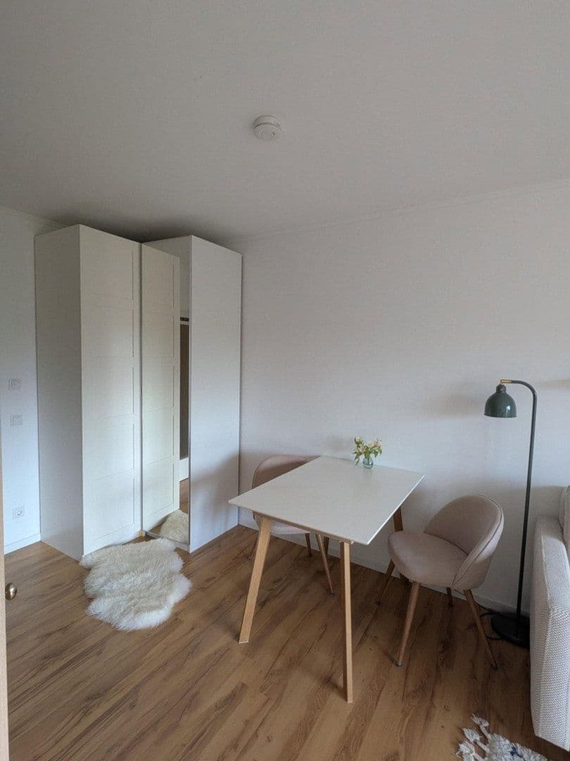 Pronájem bytu 1+1 40 m², Fleherstr 183, Düsseldorf, Severní Porýní-Vestfálsko Pronájem bytu 1+1 40 m², Fleherstr 183, Düsseldorf, Severní Porýní-Vestfálsko