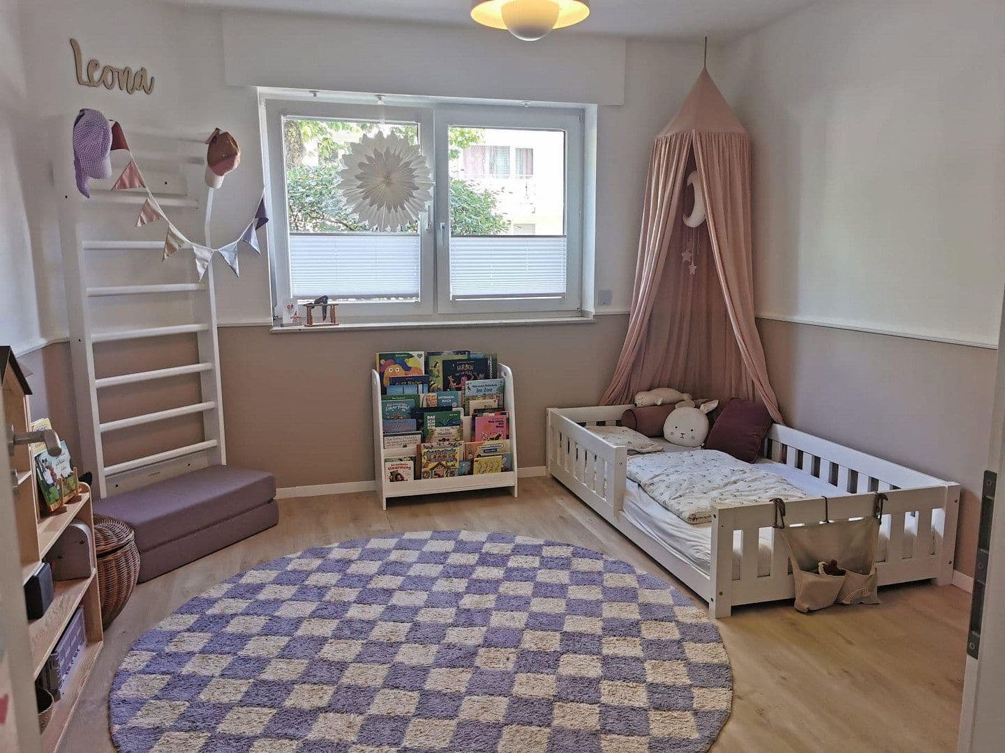 Prodej bytu 4+1 128 m², Meerbusch, Severní Porýní-Vestfálsko Prodej bytu 4+1 128 m², Meerbusch, Severní Porýní-Vestfálsko