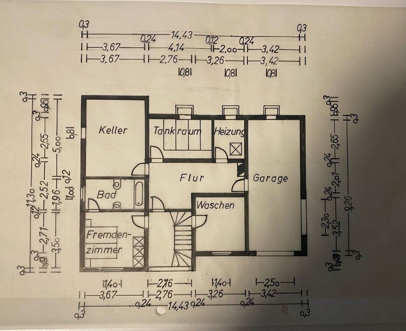 Prodej domu 160 m², pozemek 950 m², Hainstraße 15, Billigheim, Bádensko-Württembersko Prodej domu 160 m², pozemek 950 m², Hainstraße 15, Billigheim, Bádensko-Württembersko