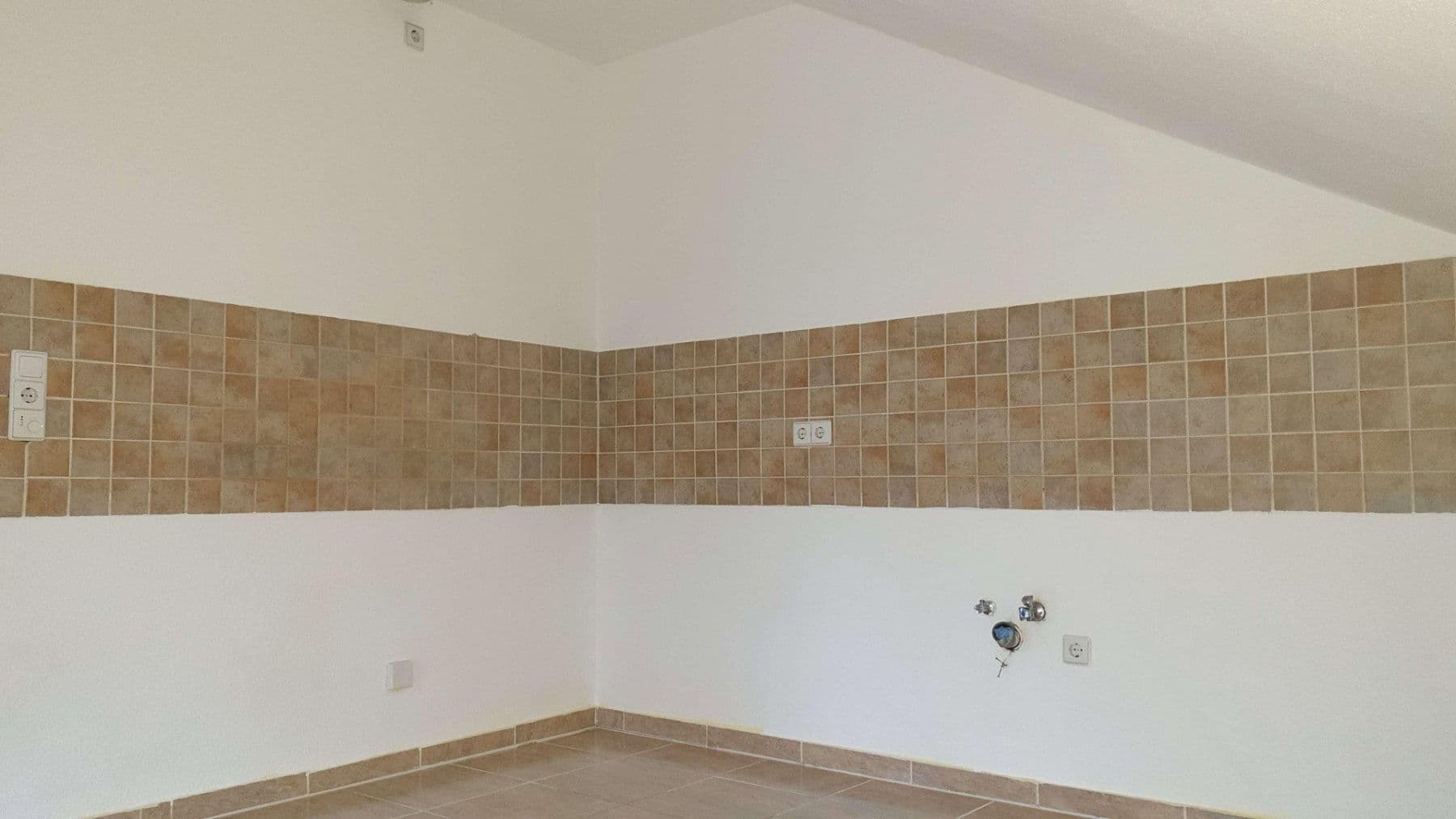 Pronájem bytu 3+1 120 m², Geschwister-Scholl-Straße 34, Langgöns, Hessen Pronájem bytu 3+1 120 m², Geschwister-Scholl-Straße 34, Langgöns, Hessen