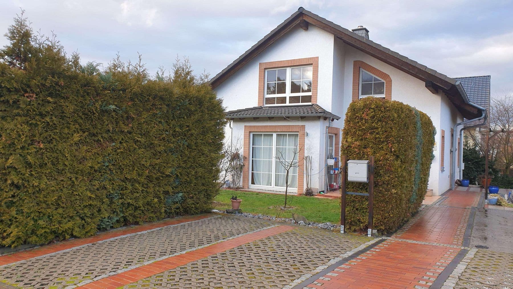 Pronájem bytu 3+1 120 m², Geschwister-Scholl-Straße 34, Langgöns, Hessen Pronájem bytu 3+1 120 m², Geschwister-Scholl-Straße 34, Langgöns, Hessen