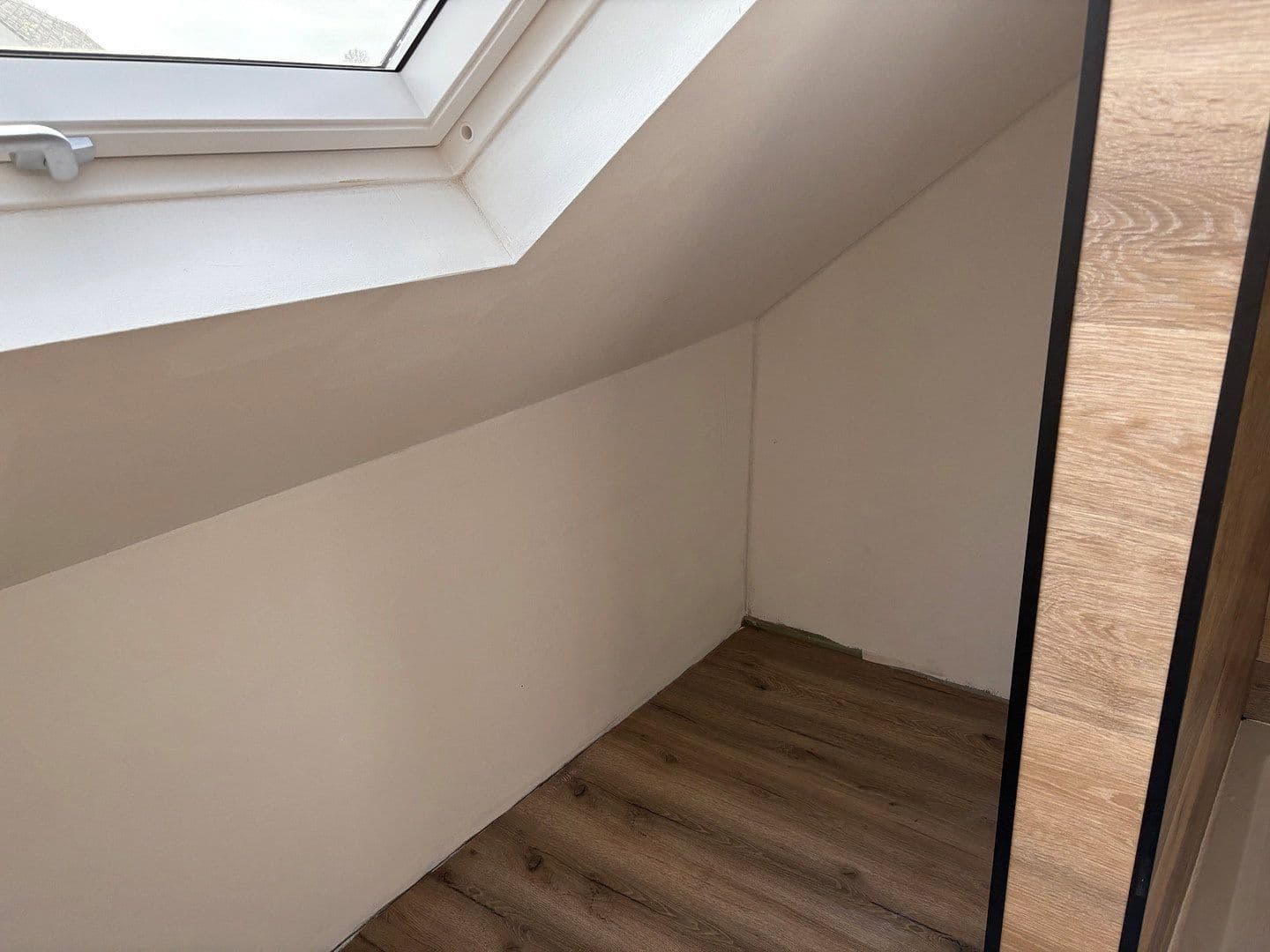 Pronájem bytu 3+1 72 m², Koblenz, Porýní-Falc Pronájem bytu 3+1 72 m², Koblenz, Porýní-Falc