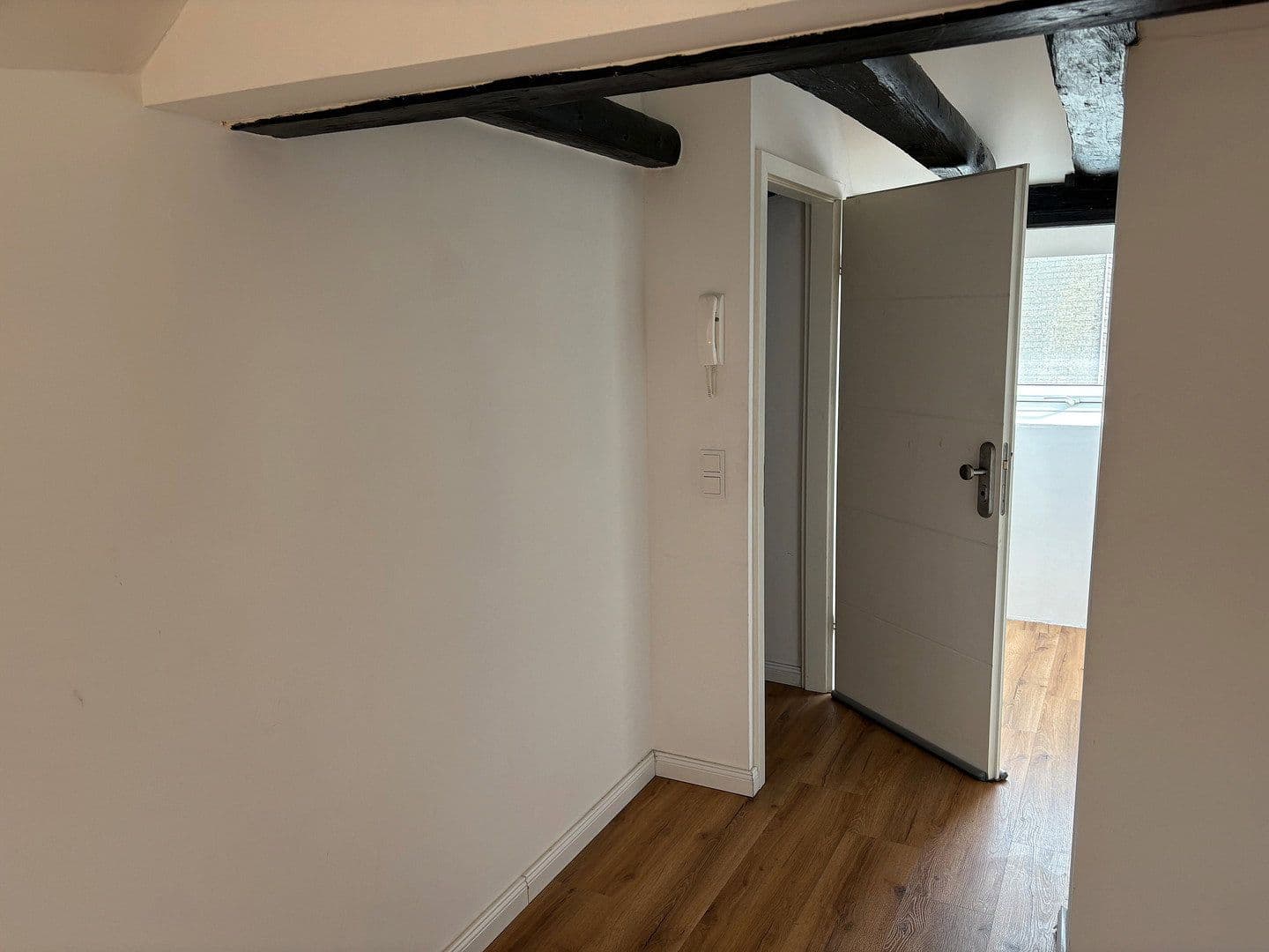 Pronájem bytu 3+1 72 m², Koblenz, Porýní-Falc Pronájem bytu 3+1 72 m², Koblenz, Porýní-Falc
