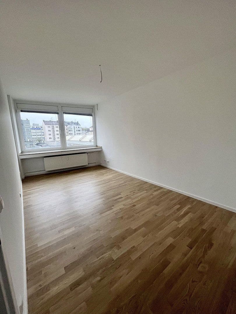 Pronájem bytu 5+1 114 m², Am Buchenbaum 21, Duisburg, Severní Porýní-Vestfálsko Pronájem bytu 5+1 114 m², Am Buchenbaum 21, Duisburg, Severní Porýní-Vestfálsko