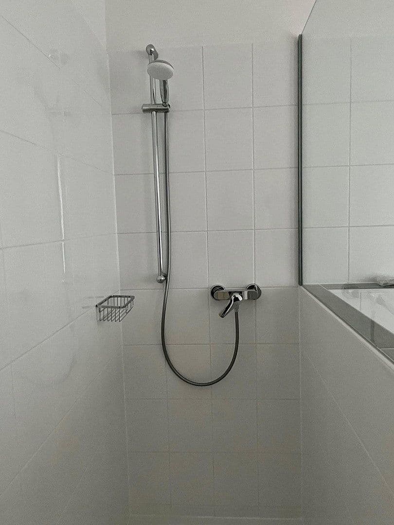Pronájem bytu 5+1 114 m², Am Buchenbaum 21, Duisburg, Severní Porýní-Vestfálsko Pronájem bytu 5+1 114 m², Am Buchenbaum 21, Duisburg, Severní Porýní-Vestfálsko