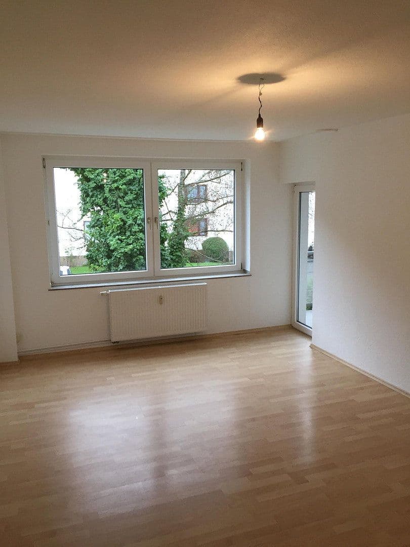 Pronájem bytu 3+1 74 m², Bonn, Severní Porýní-Vestfálsko Pronájem bytu 3+1 74 m², Bonn, Severní Porýní-Vestfálsko