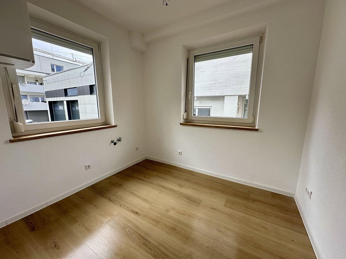 Pronájem bytu 2+1 51 m², Wartbergstraße 17, Heilbronn, Bádensko-Württembersko Pronájem bytu 2+1 51 m², Wartbergstraße 17, Heilbronn, Bádensko-Württembersko