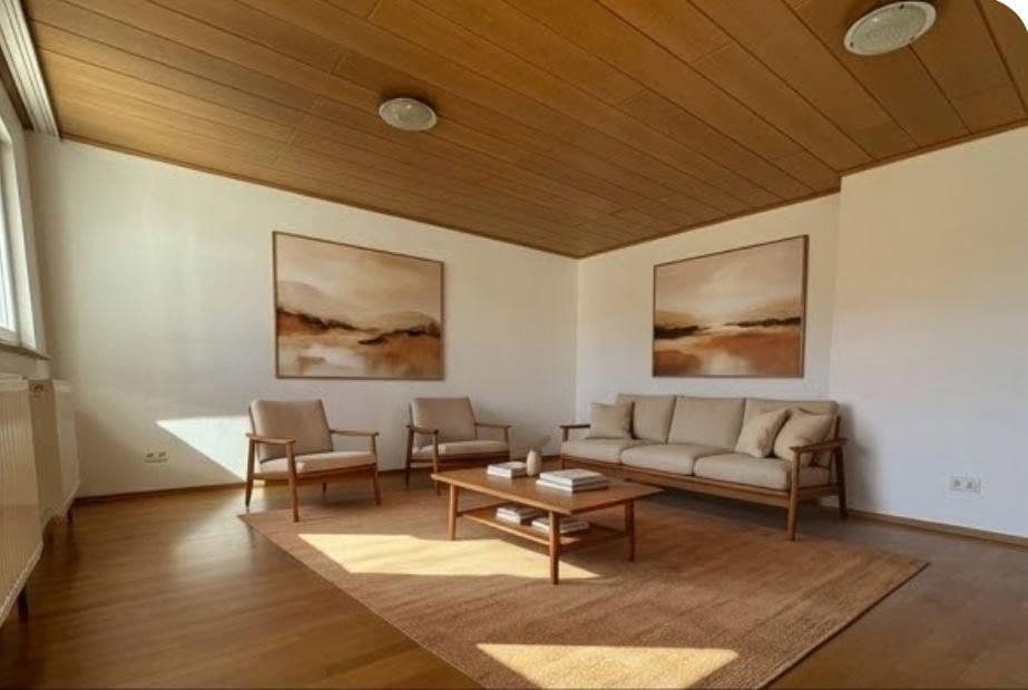 Prodej domu 165 m², pozemek 333 m², Bad Dürrheim, Bádensko-Württembersko Prodej domu 165 m², pozemek 333 m², Bad Dürrheim, Bádensko-Württembersko