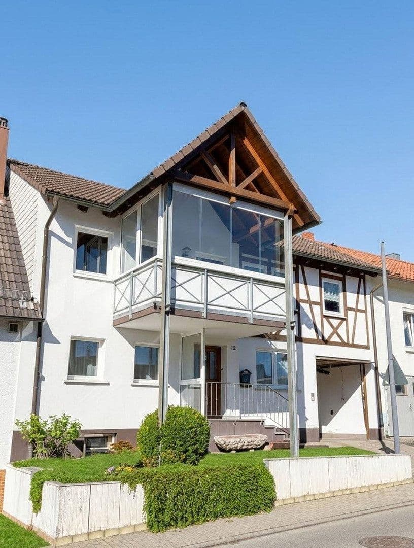 Prodej domu 165 m², pozemek 333 m², Bad Dürrheim, Bádensko-Württembersko Prodej domu 165 m², pozemek 333 m², Bad Dürrheim, Bádensko-Württembersko