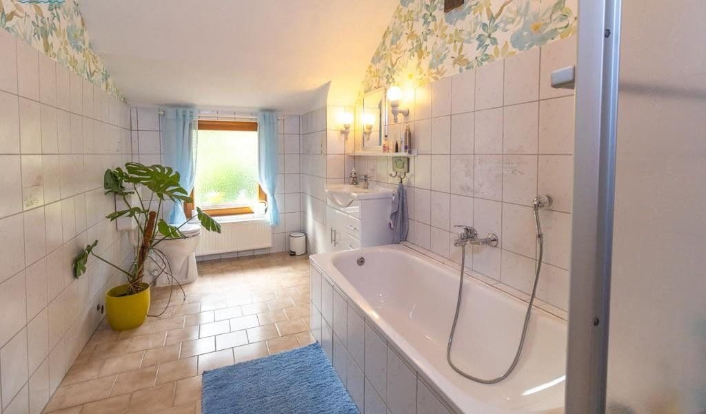 Prodej domu 184 m², pozemek 4.456 m², Wingst, Dolní Sasko Prodej domu 184 m², pozemek 4.456 m², Wingst, Dolní Sasko