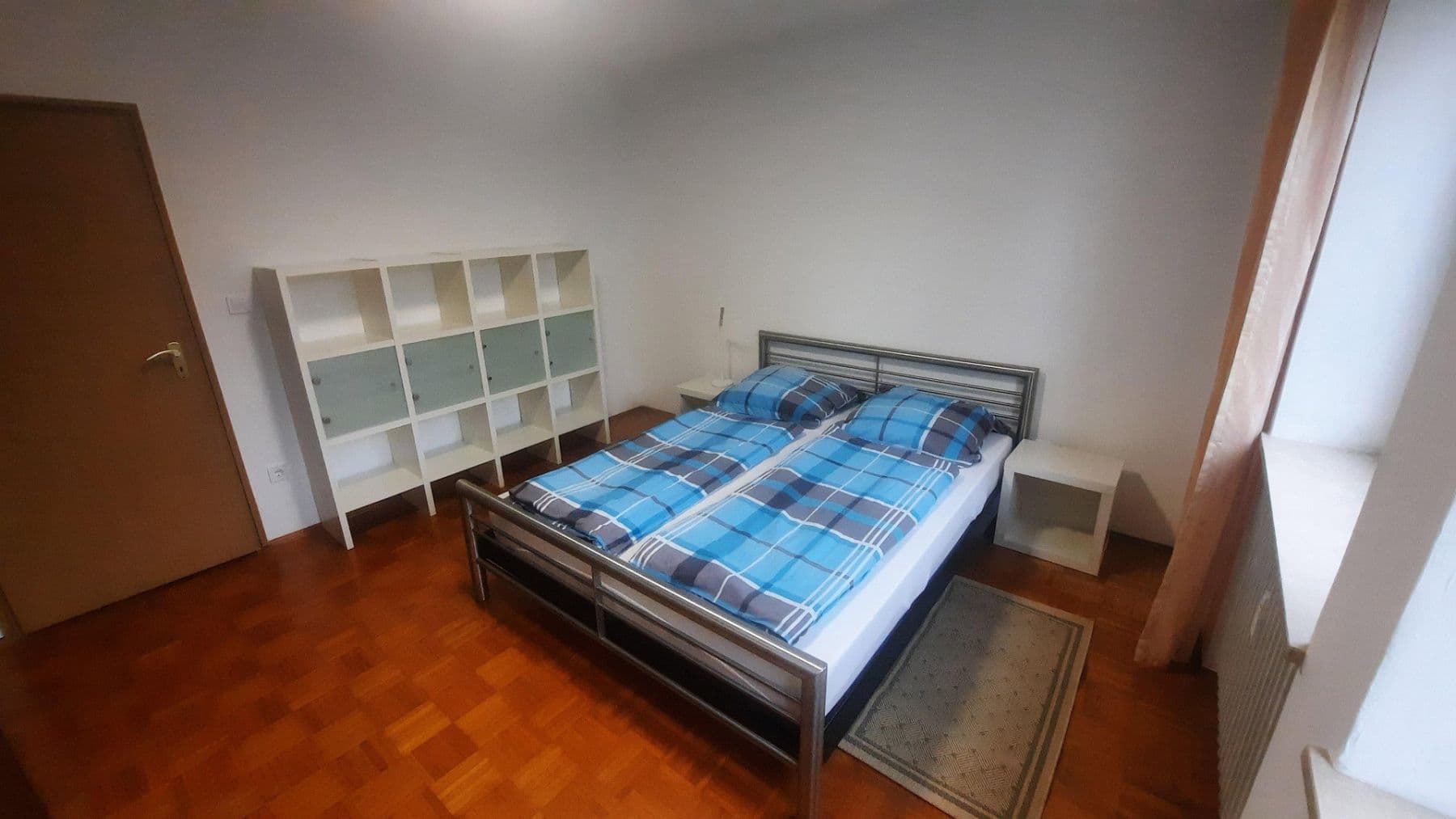 Pronájem bytu 2+1 57 m², Arnimstr. 19, München, Bavorsko Pronájem bytu 2+1 57 m², Arnimstr. 19, München, Bavorsko