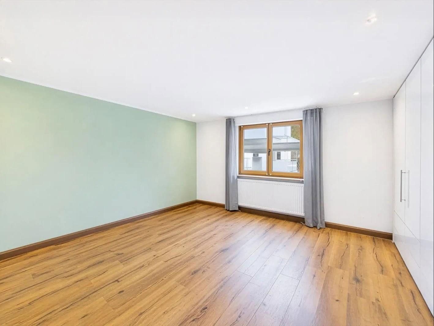 Prodej domu 160 m², pozemek 299 m², Wilhelmstr. 55, Ostfildern, Bádensko-Württembersko Prodej domu 160 m², pozemek 299 m², Wilhelmstr. 55, Ostfildern, Bádensko-Württembersko