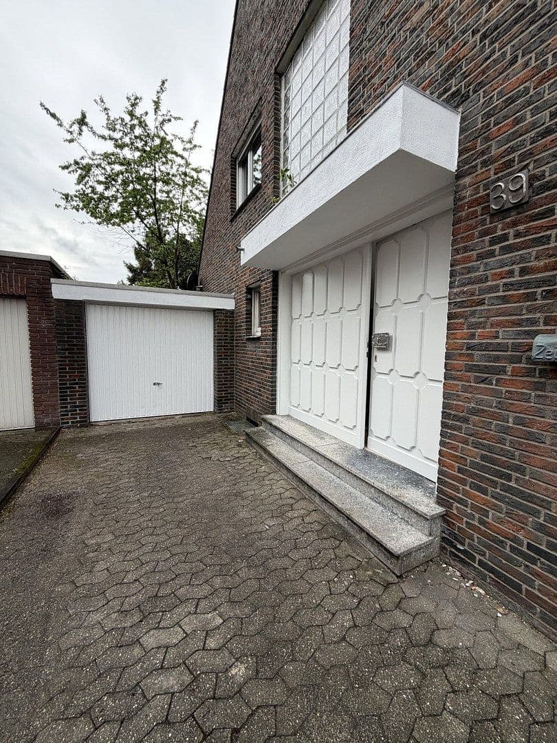 Pronájem bytu 3+kk 95 m², Hasenheide 39, Tönisvorst, Severní Porýní-Vestfálsko Pronájem bytu 3+kk 95 m², Hasenheide 39, Tönisvorst, Severní Porýní-Vestfálsko