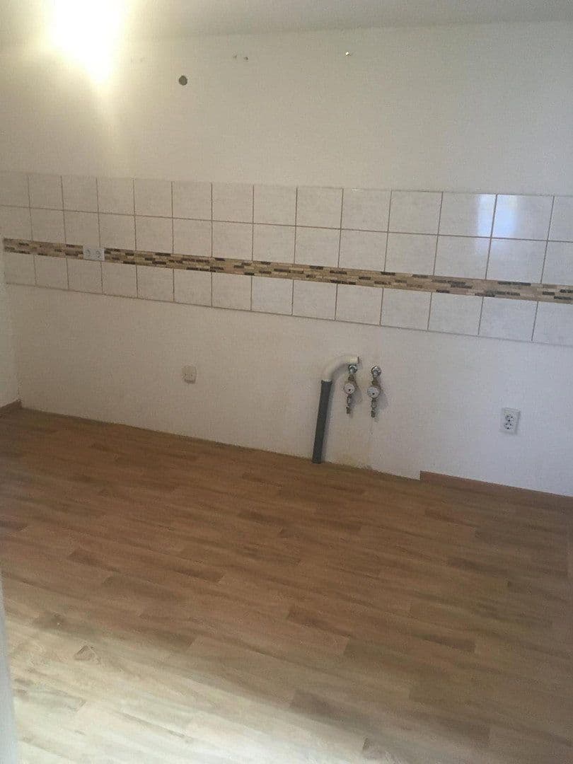 Pronájem domu 55 m², pozemek 350 m², Sturmbühlstr.97, Villingen-Schwenningen, Bádensko-Württembersko Pronájem domu 55 m², pozemek 350 m², Sturmbühlstr.97, Villingen-Schwenningen, Bádensko-Württembersko