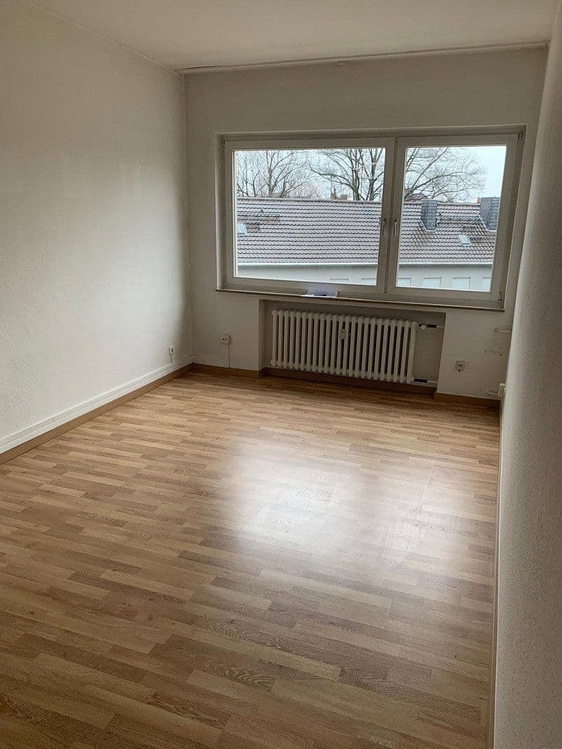 Pronájem bytu 2+1 43 m², Markt 4, Bonn, Severní Porýní-Vestfálsko Pronájem bytu 2+1 43 m², Markt 4, Bonn, Severní Porýní-Vestfálsko