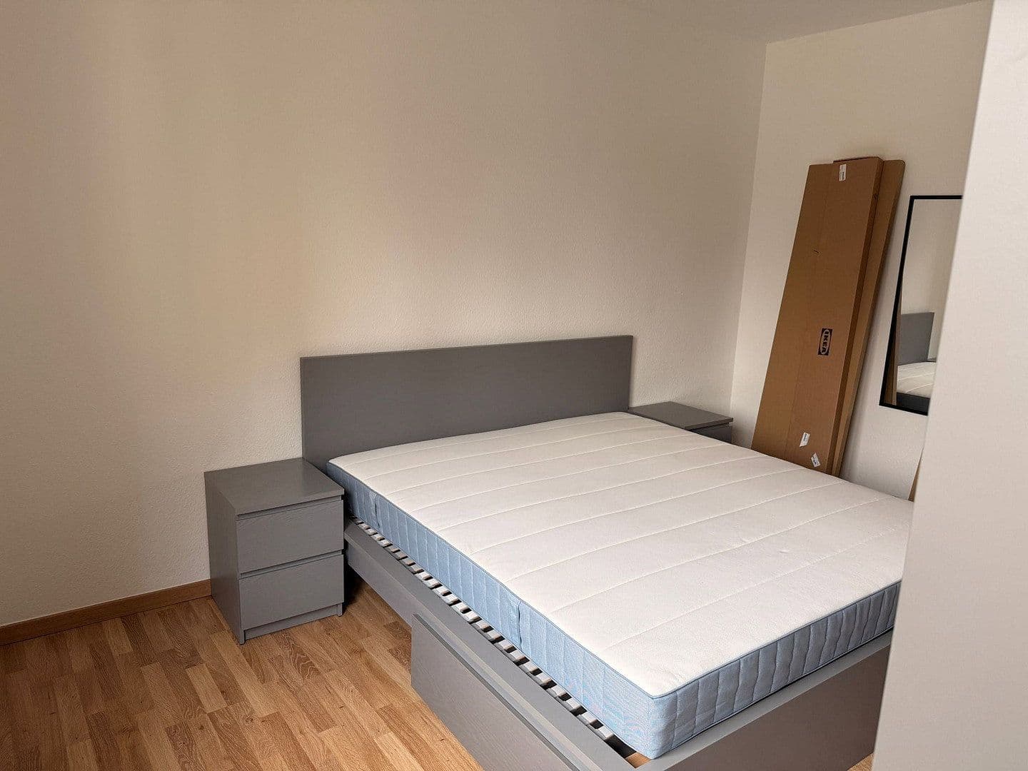 Pronájem bytu 2+1 43 m², Markt 4, Bonn, Severní Porýní-Vestfálsko Pronájem bytu 2+1 43 m², Markt 4, Bonn, Severní Porýní-Vestfálsko