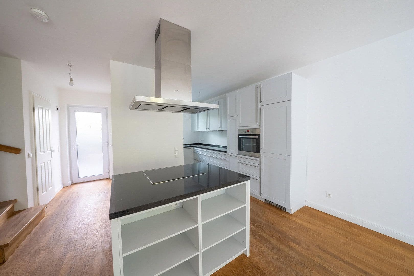 Prodej domu 140 m², pozemek 150 m², Hamburg, Hamburg Prodej domu 140 m², pozemek 150 m², Hamburg, Hamburg