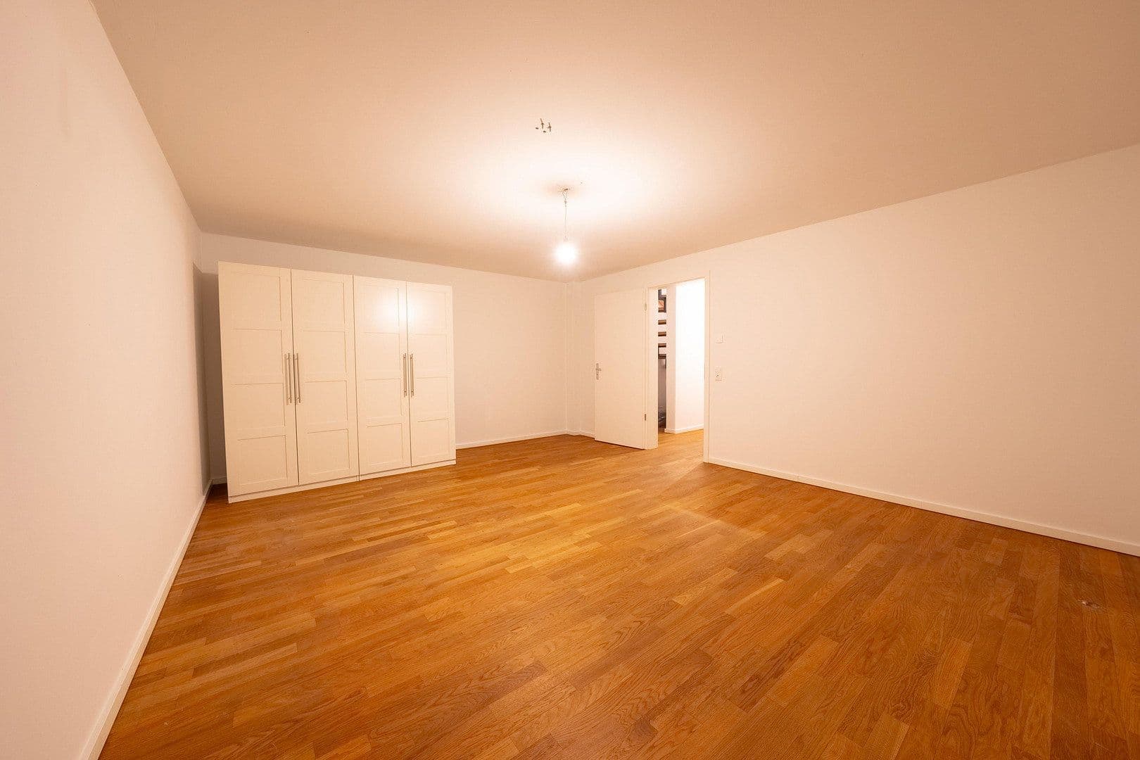 Prodej domu 140 m², pozemek 150 m², Hamburg, Hamburg Prodej domu 140 m², pozemek 150 m², Hamburg, Hamburg