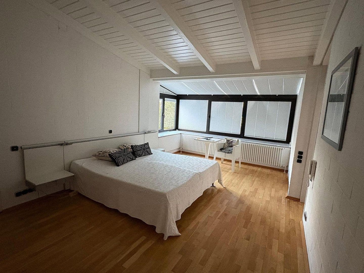 Prodej domu 410 m², pozemek 725 m², Kronberg im Taunus, Hessen Prodej domu 410 m², pozemek 725 m², Kronberg im Taunus, Hessen