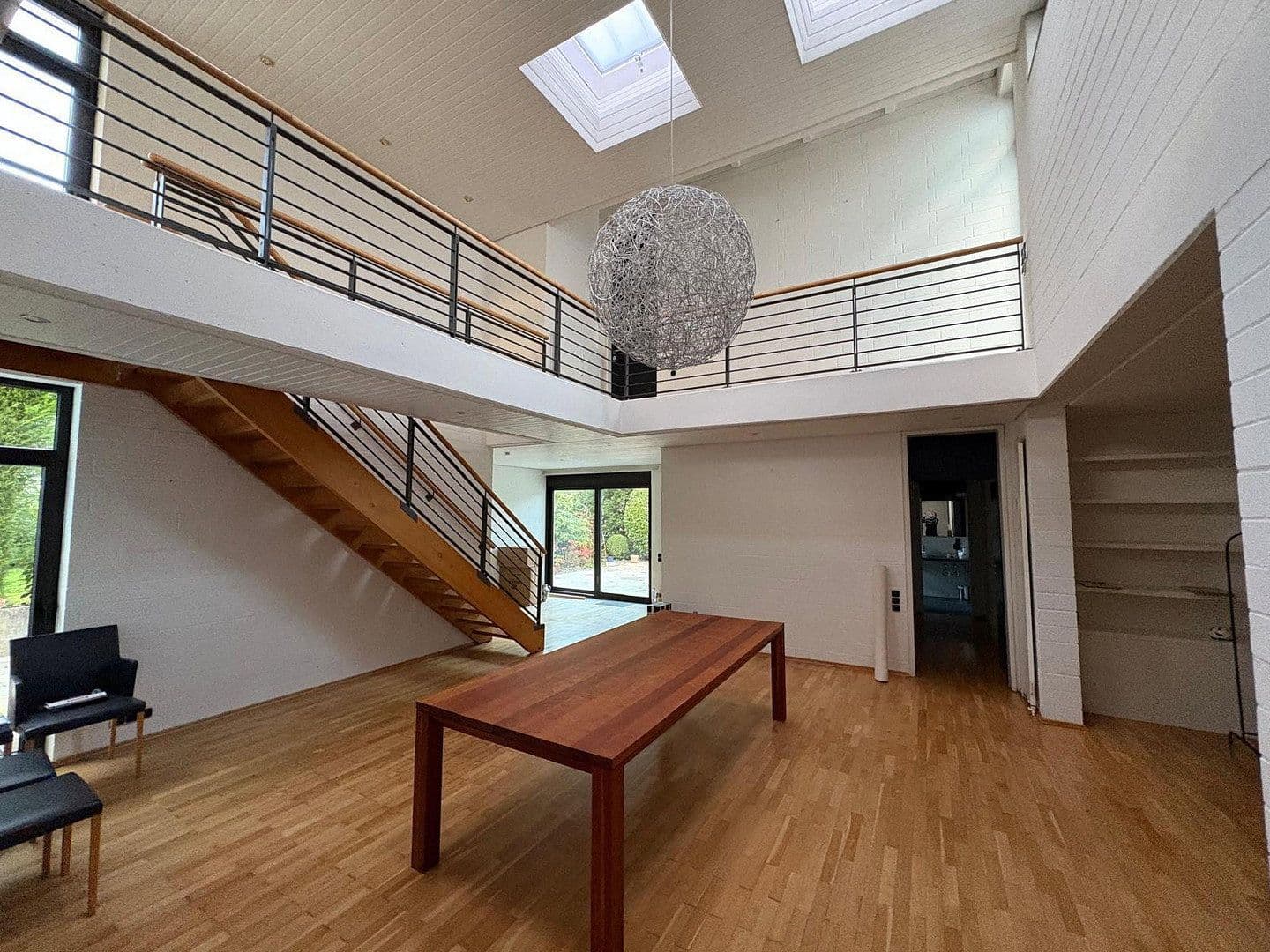 Prodej domu 410 m², pozemek 725 m², Kronberg im Taunus, Hessen Prodej domu 410 m², pozemek 725 m², Kronberg im Taunus, Hessen
