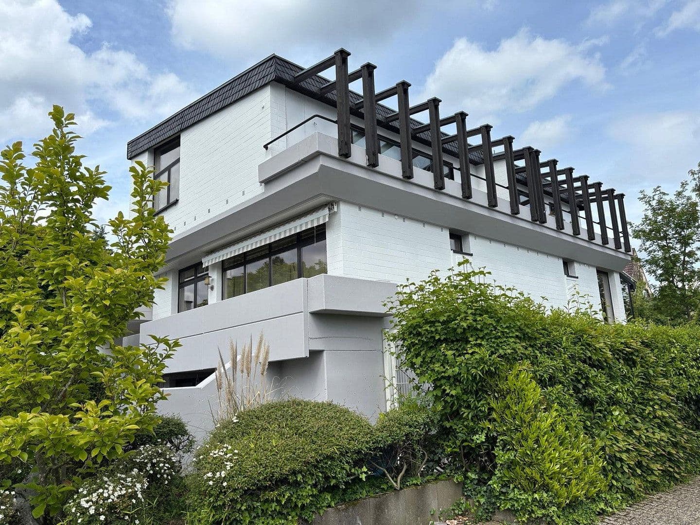 Prodej domu 410 m², pozemek 725 m², Kronberg im Taunus, Hessen Prodej domu 410 m², pozemek 725 m², Kronberg im Taunus, Hessen