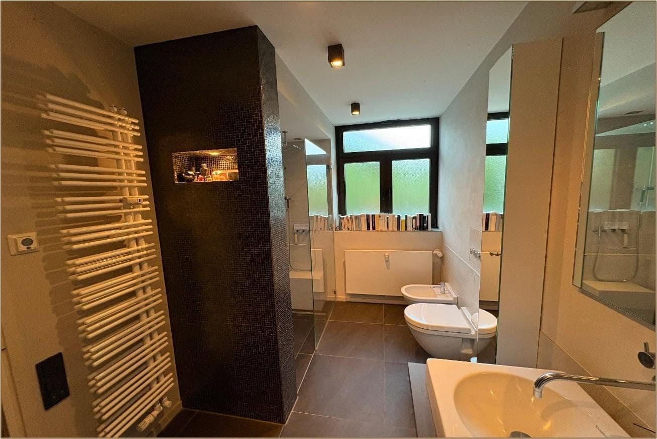 Prodej domu 410 m², pozemek 725 m², Kronberg im Taunus, Hessen Prodej domu 410 m², pozemek 725 m², Kronberg im Taunus, Hessen