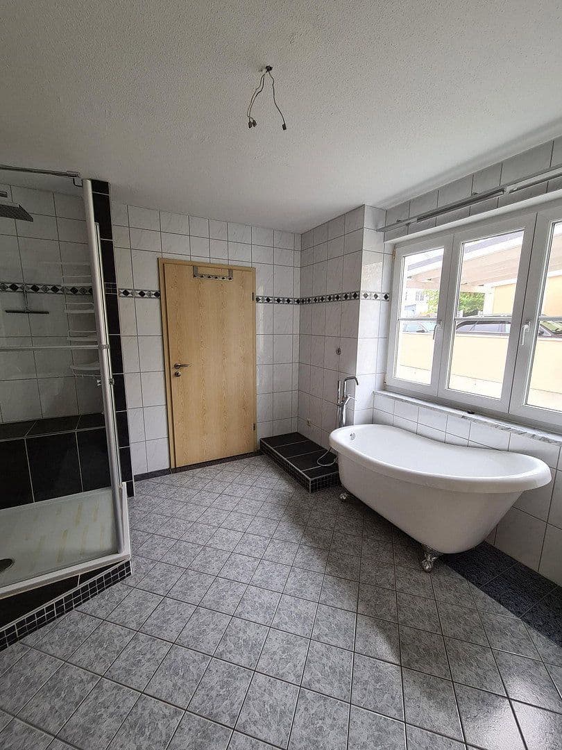 Prodej domu 135 m², pozemek 308 m², Landshut, Bavorsko Prodej domu 135 m², pozemek 308 m², Landshut, Bavorsko