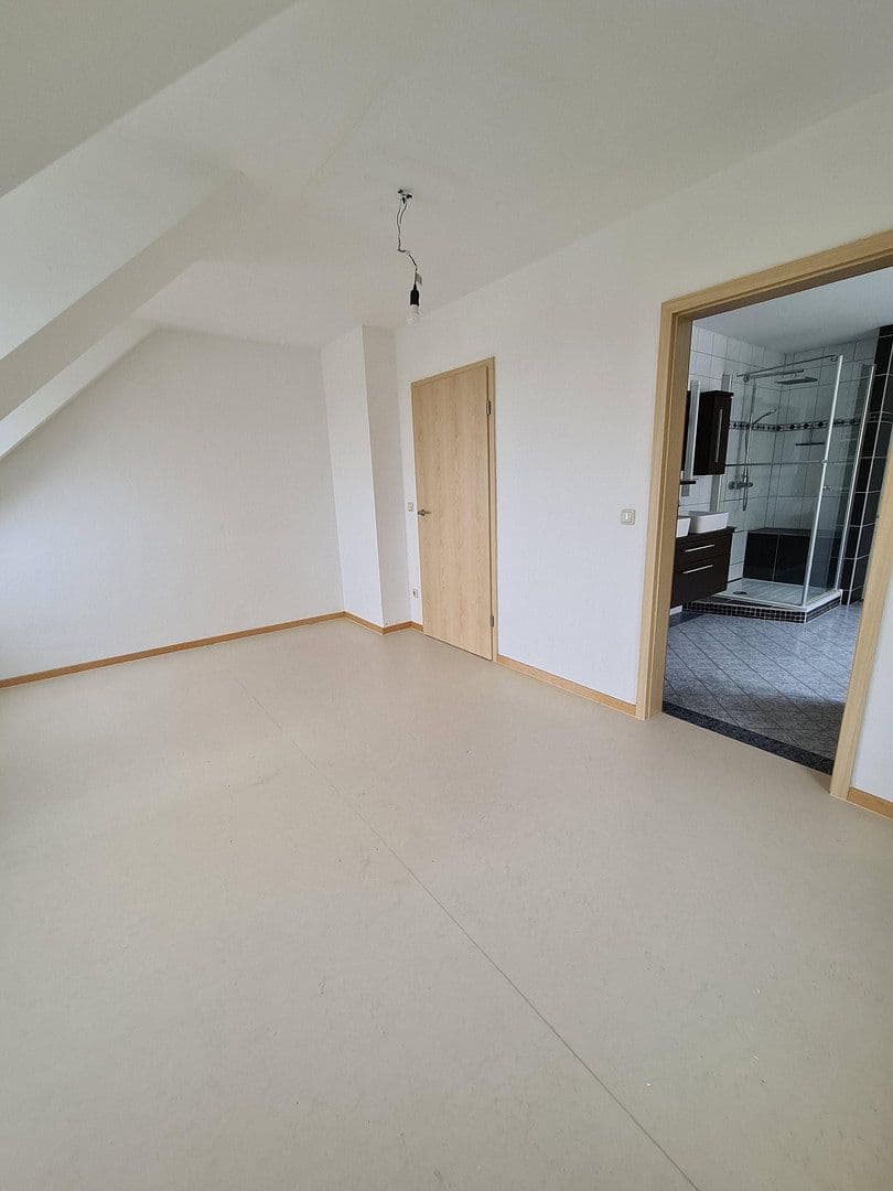 Prodej domu 135 m², pozemek 308 m², Landshut, Bavorsko Prodej domu 135 m², pozemek 308 m², Landshut, Bavorsko