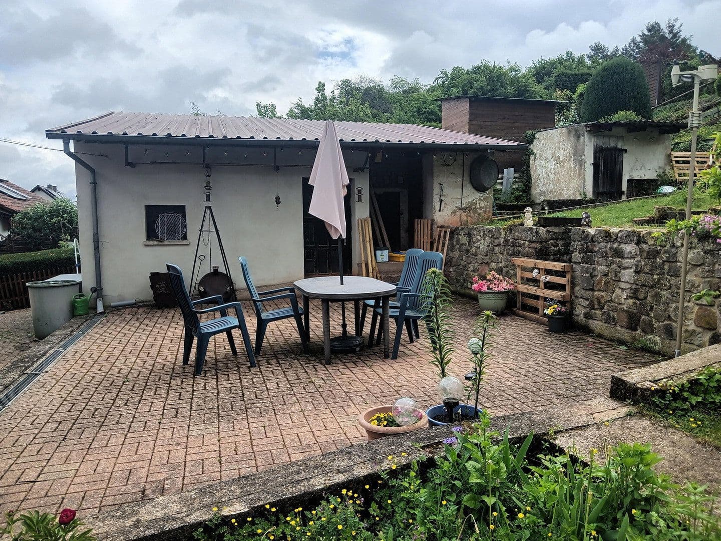 Prodej domu 153 m², pozemek 4.000 m², Ramsen, Porýní-Falc Prodej domu 153 m², pozemek 4.000 m², Ramsen, Porýní-Falc