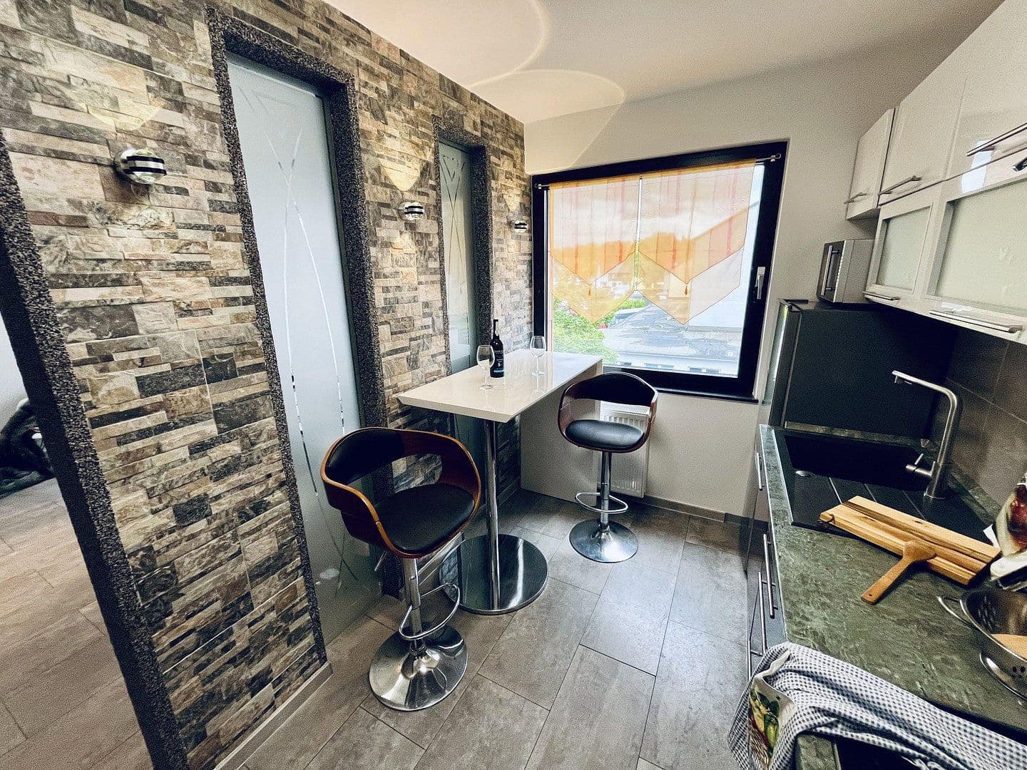 Prodej bytu 3+kk 75 m², Oberhausen, Severní Porýní-Vestfálsko Prodej bytu 3+kk 75 m², Oberhausen, Severní Porýní-Vestfálsko