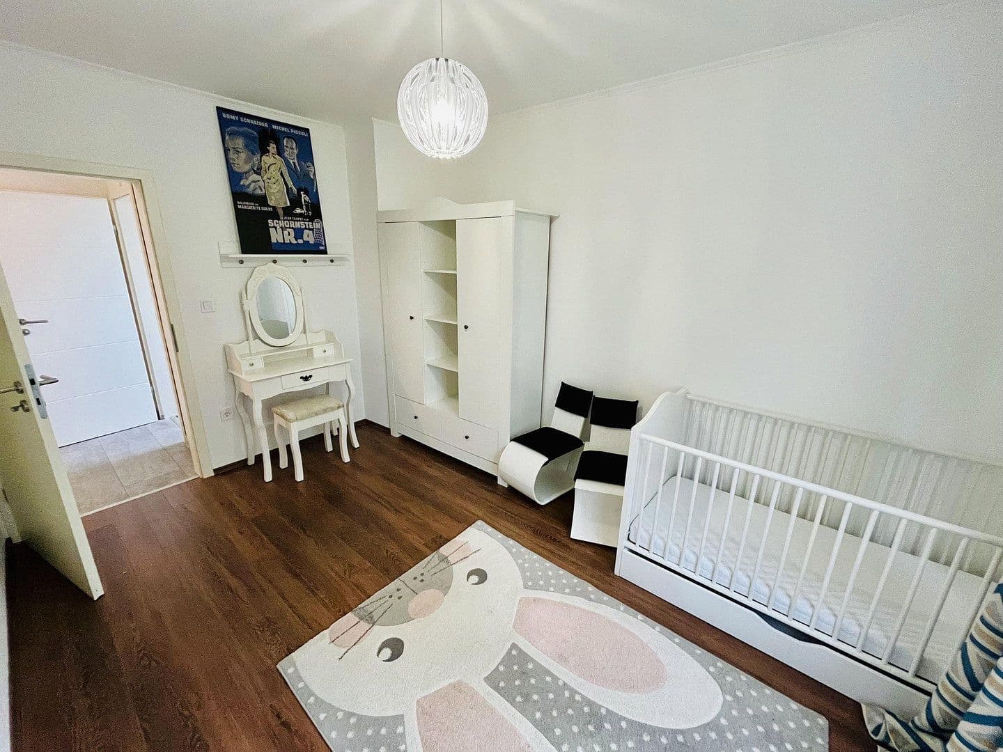 Prodej bytu 3+kk 75 m², Oberhausen, Severní Porýní-Vestfálsko Prodej bytu 3+kk 75 m², Oberhausen, Severní Porýní-Vestfálsko