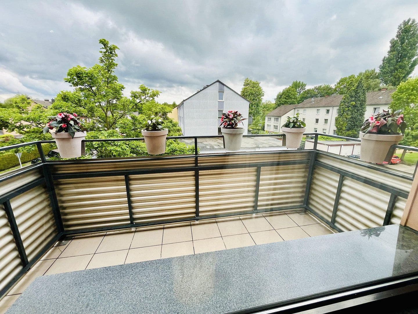Prodej bytu 3+kk 75 m², Oberhausen, Severní Porýní-Vestfálsko Prodej bytu 3+kk 75 m², Oberhausen, Severní Porýní-Vestfálsko