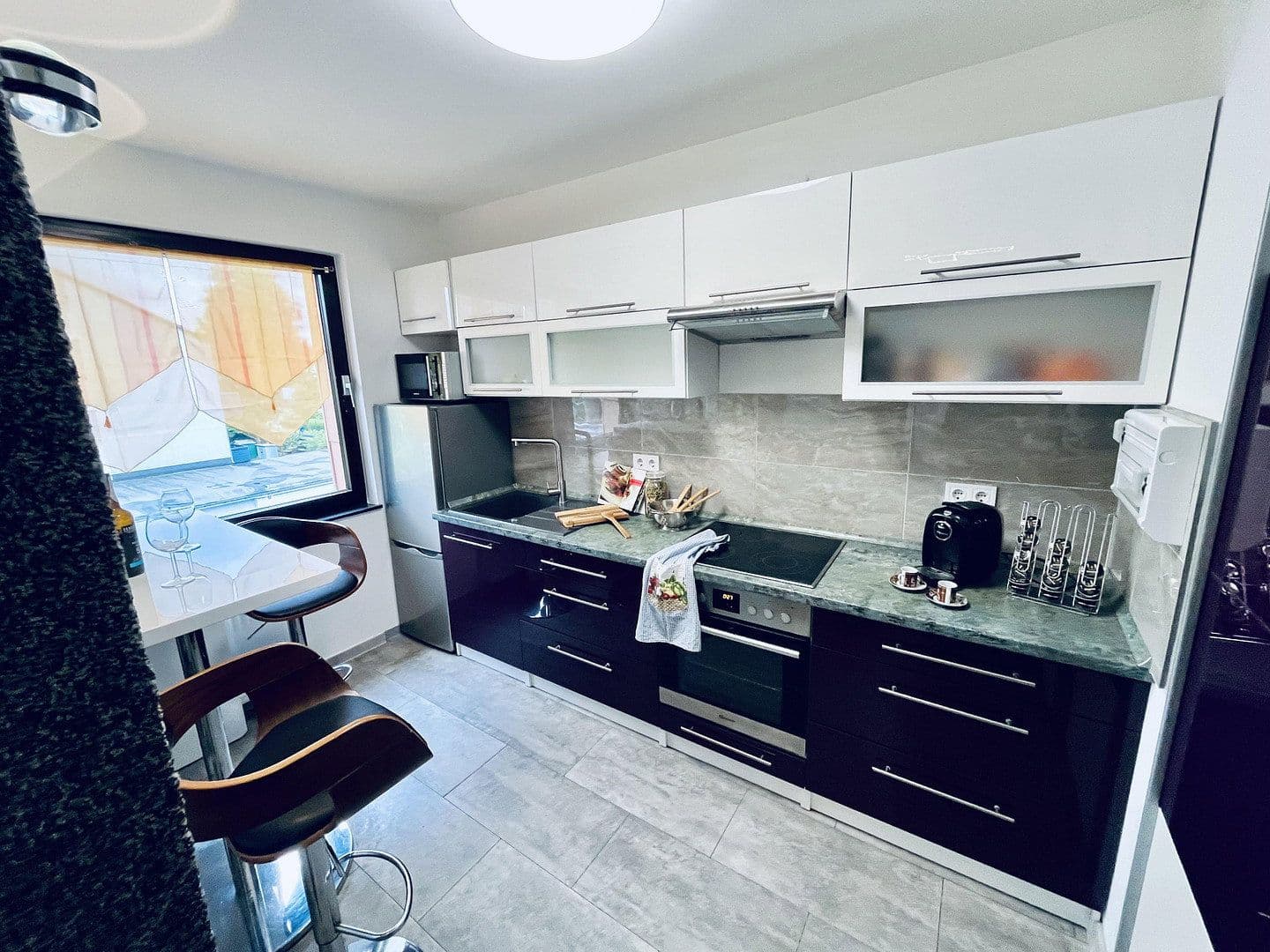 Prodej bytu 3+kk 75 m², Oberhausen, Severní Porýní-Vestfálsko Prodej bytu 3+kk 75 m², Oberhausen, Severní Porýní-Vestfálsko