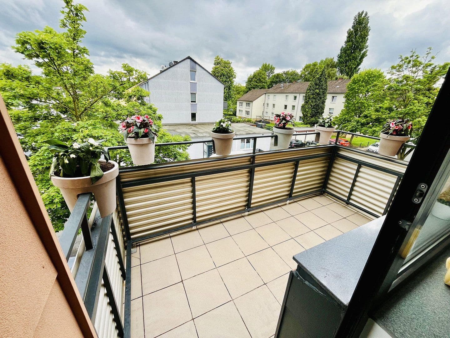 Prodej bytu 3+kk 75 m², Oberhausen, Severní Porýní-Vestfálsko Prodej bytu 3+kk 75 m², Oberhausen, Severní Porýní-Vestfálsko
