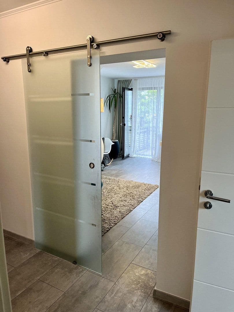 Prodej bytu 3+kk 75 m², Oberhausen, Severní Porýní-Vestfálsko Prodej bytu 3+kk 75 m², Oberhausen, Severní Porýní-Vestfálsko