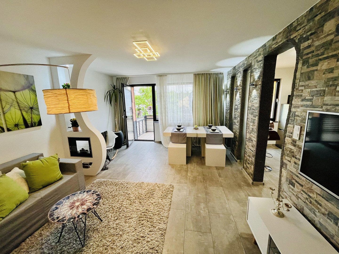 Prodej bytu 3+kk 75 m², Oberhausen, Severní Porýní-Vestfálsko Prodej bytu 3+kk 75 m², Oberhausen, Severní Porýní-Vestfálsko