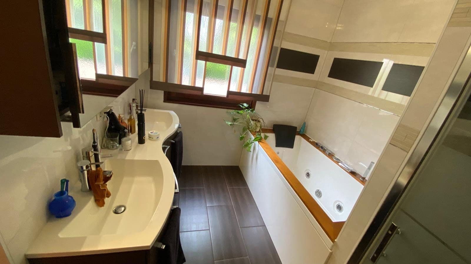 Prodej domu 117 m², pozemek 464 m², Lachshuhnweg 1, Berlin, Berlín Prodej domu 117 m², pozemek 464 m², Lachshuhnweg 1, Berlin, Berlín