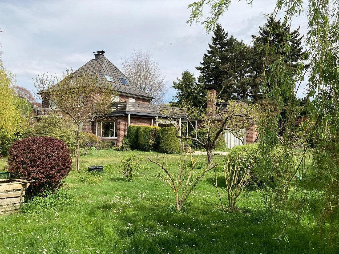 Prodej domu 330 m², pozemek 2.000 m², Brüggener Str. 38,, Brüggen, Severní Porýní-Vestfálsko Prodej domu 330 m², pozemek 2.000 m², Brüggener Str. 38,, Brüggen, Severní Porýní-Vestfálsko