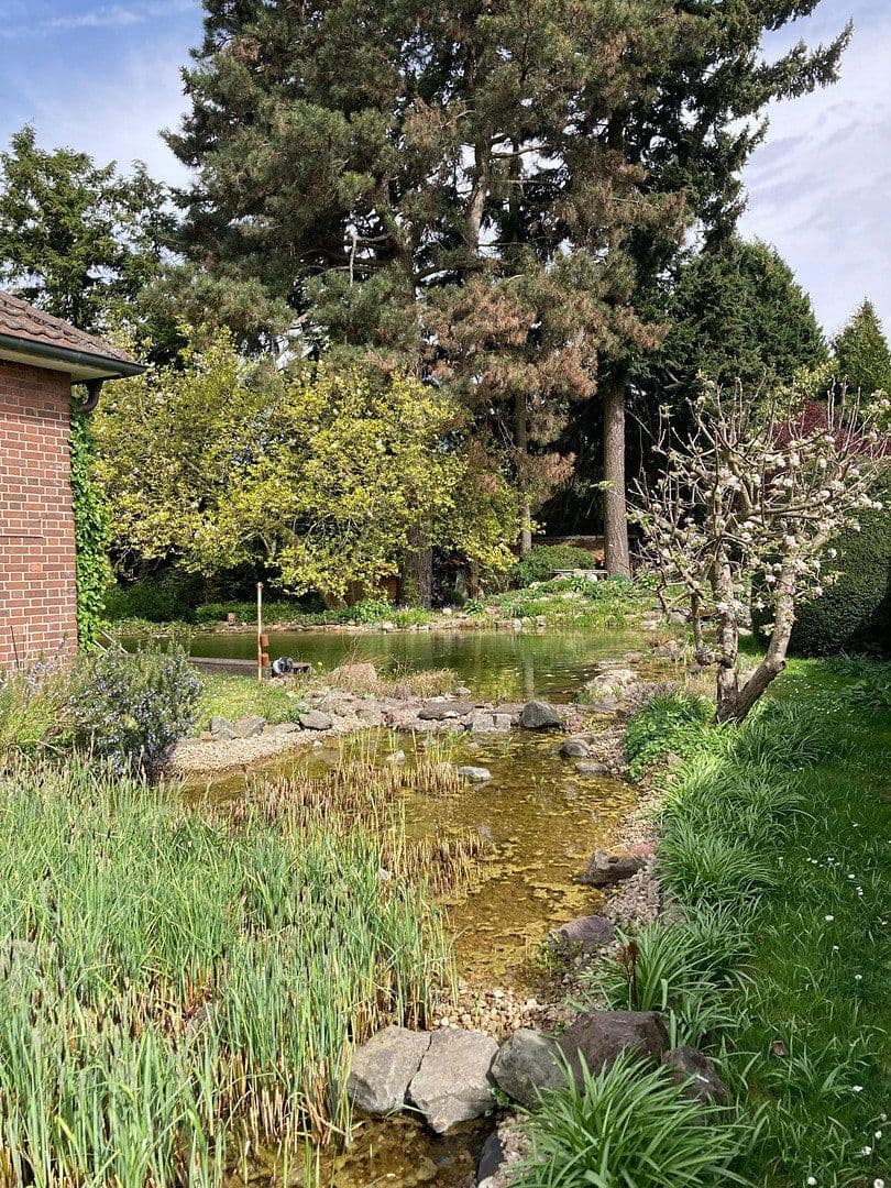 Prodej domu 330 m², pozemek 2.000 m², Brüggener Str. 38,, Brüggen, Severní Porýní-Vestfálsko Prodej domu 330 m², pozemek 2.000 m², Brüggener Str. 38,, Brüggen, Severní Porýní-Vestfálsko